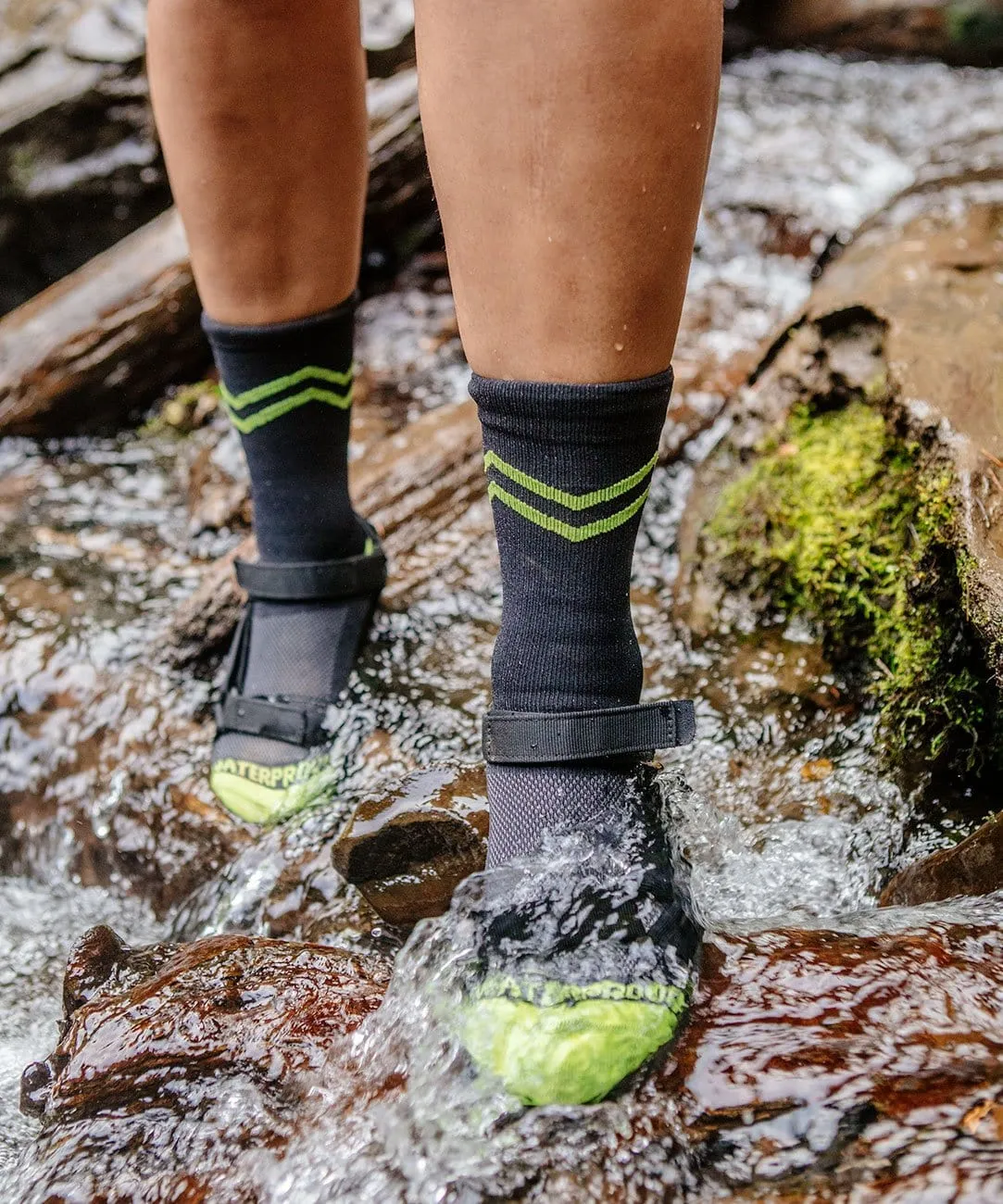 Crosspoint Essentials Waterproof Socks: Horizon