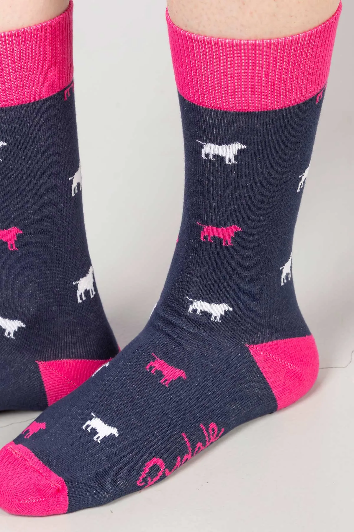 Ladies Wagging Dog II Ankle Socks